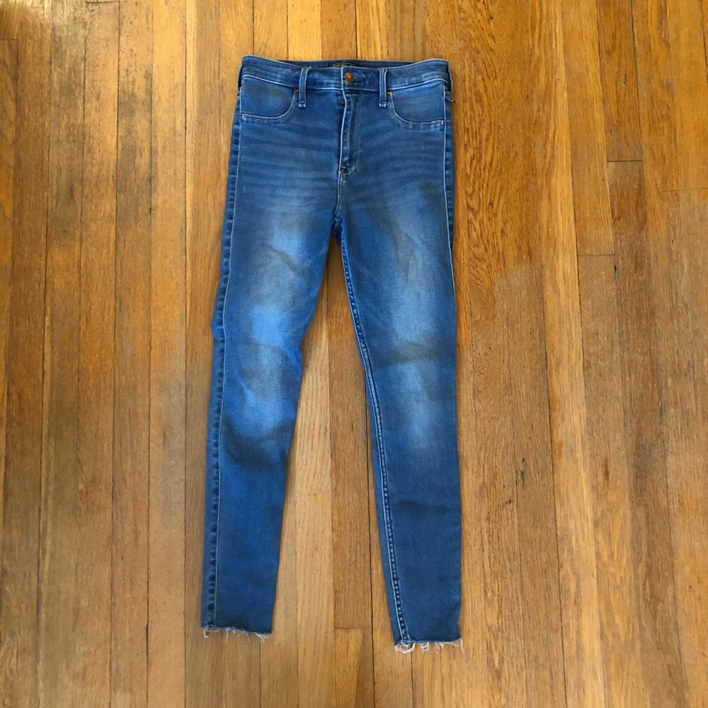 Abercrombie High Rise Jean Legging